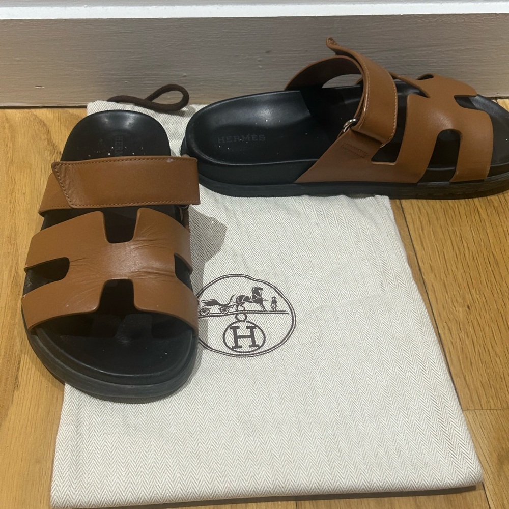 Women’s Hermes Tan and Black Sandals - Picture 7 of 12